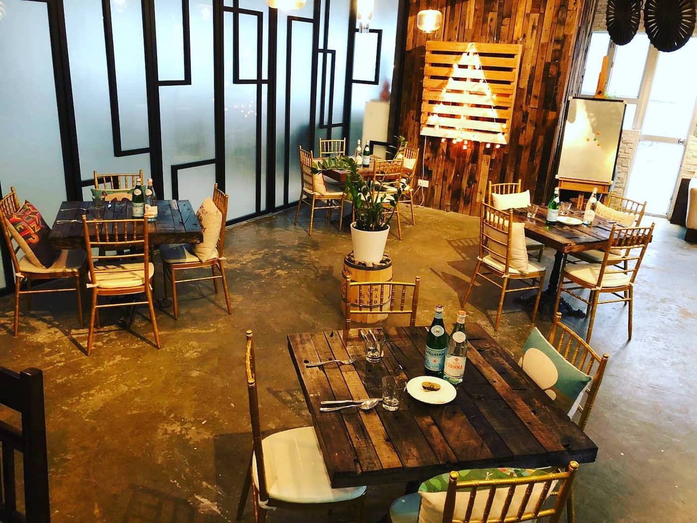 interior of artichoke canteen