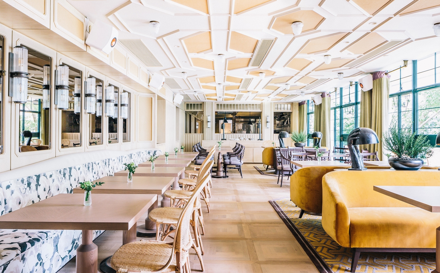 Louise dining room