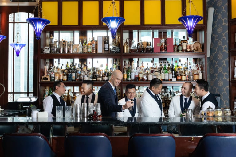 Find out why Lobster Bar and Grill at Island Shangri-La is one of our go-to cocktail spots