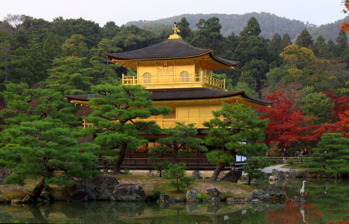 when is the best time to travel to Japan autumn